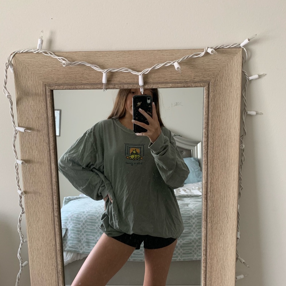 Life is good campfire long sleeve